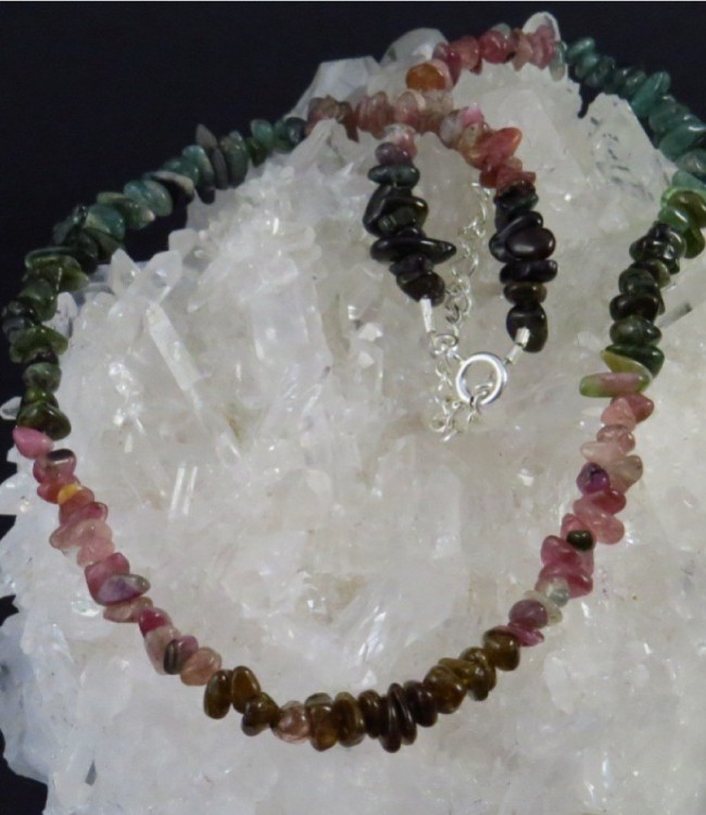 Collares